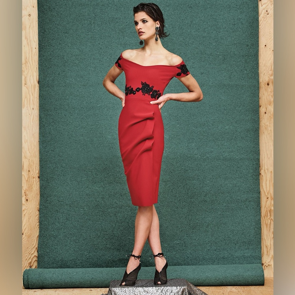 Chiara Boni Le Petite Robe Red Thira Off-Shoulder Cap-Sleeve Cocktail Dress